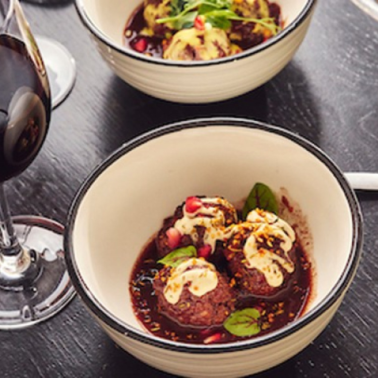 Boulettes de gibier au jus...